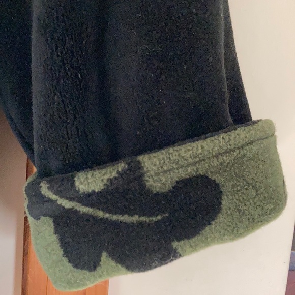 Reversable Fleece Coat - Picture 5 of 16